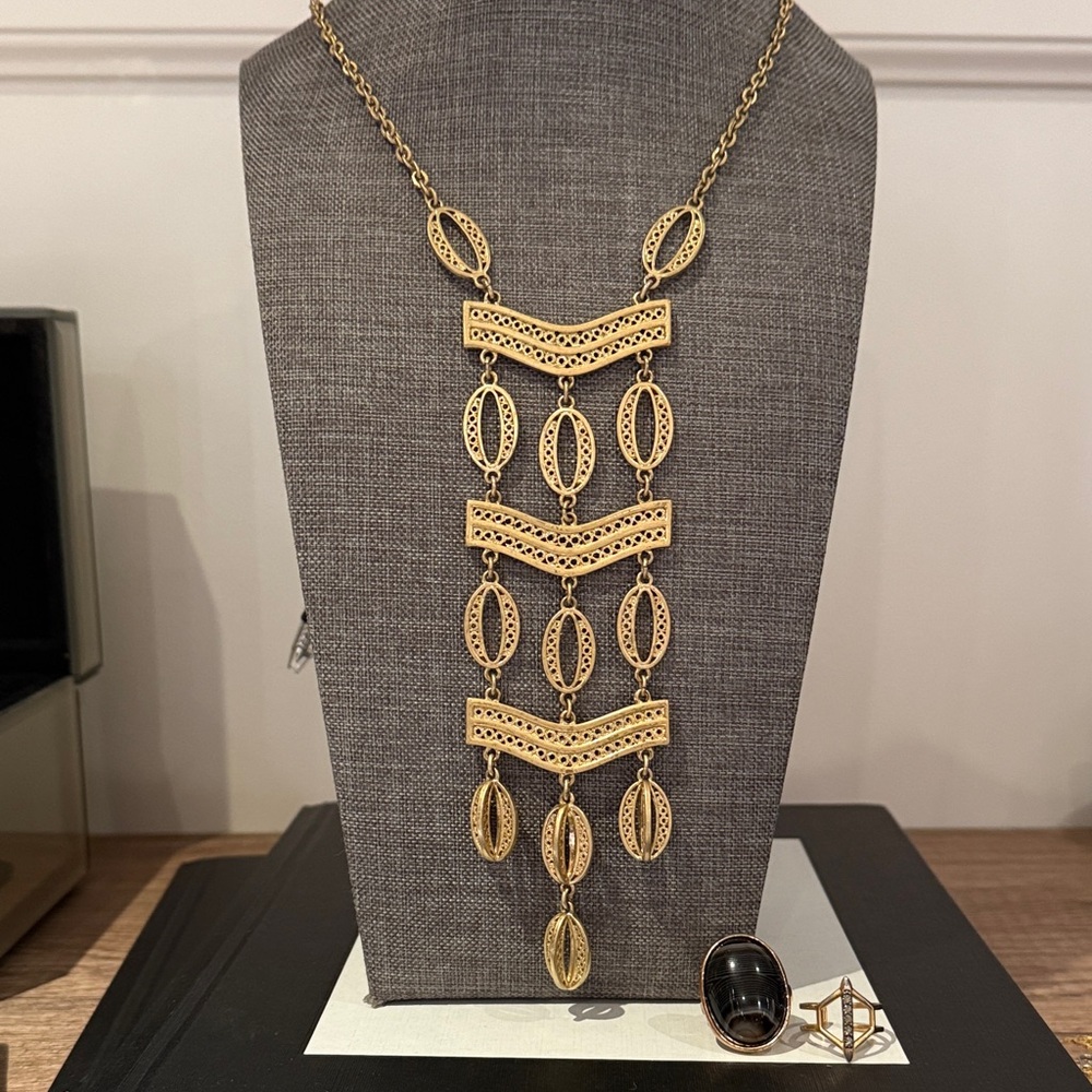 Stella & Dot Gold tiered long Necklace
